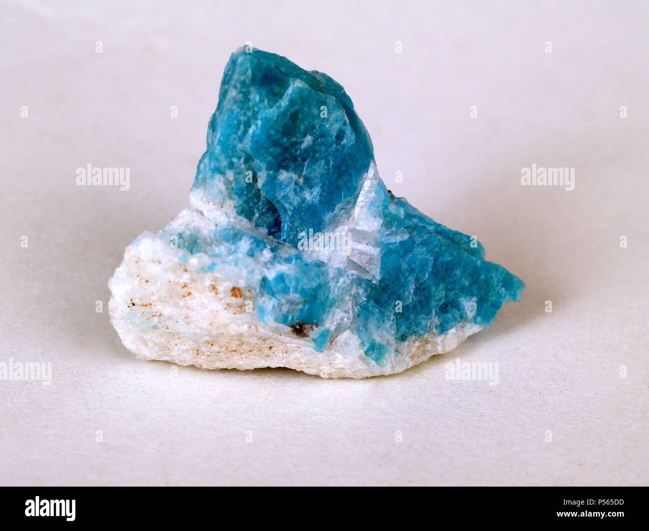 Como usar sulfato de cobre na jardinagem