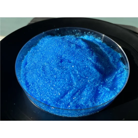 A ciência por trás da cor azul em compostos de cobre