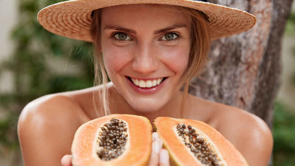 Os Benefícios da Papaína no Mamão para a Digestão Noturna