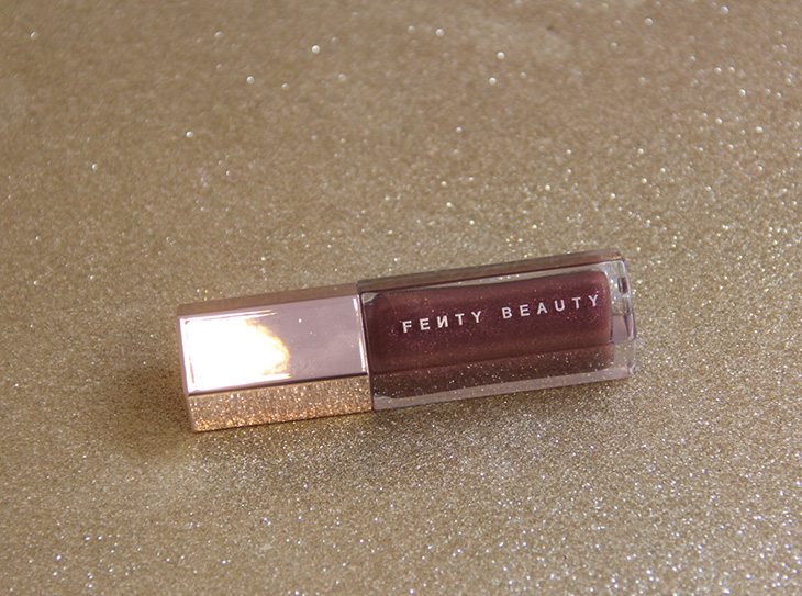 como aplicar gloss labial fenty beauty para beijar