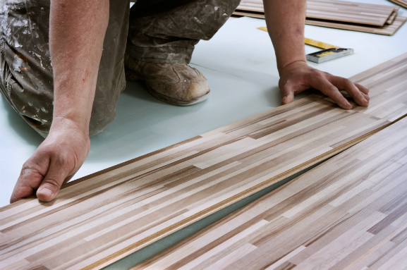 como assentar piso vinílico sobre cerâmica