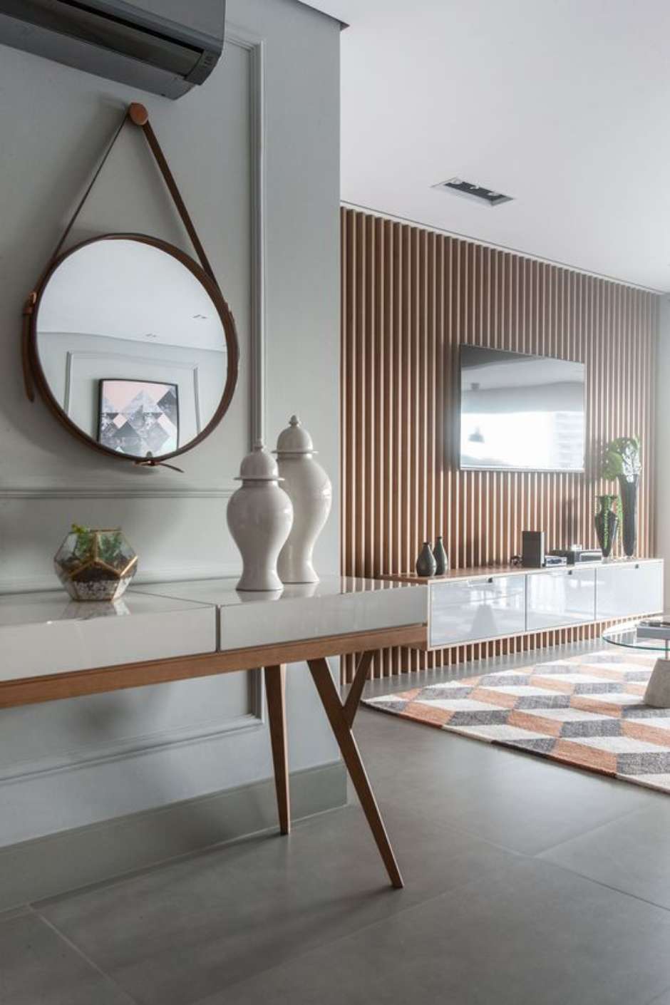 Decoração de aparador minimalista