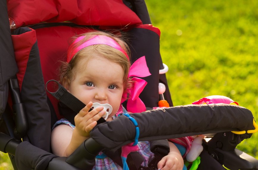 Segurança em Primeiro Lugar: O Que Verificar Antes de Comprar um Carrinho de Bebê
