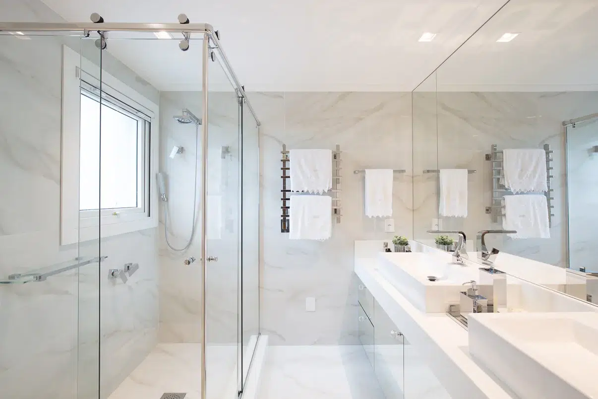 como escolher revestimento subway tile banheiro escandinavo