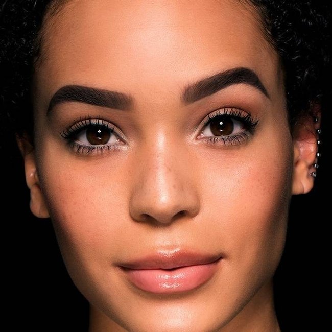 como fazer contorno no rosto