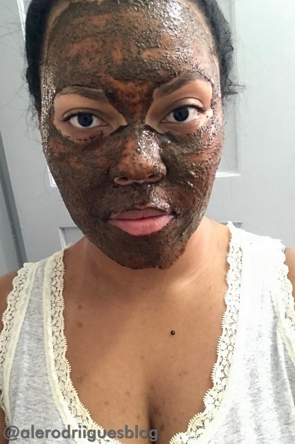 Máscara de Café para Peles Oleosas: Receita e Cuidados