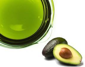 Os Benefícios Surpreendentes do Óleo de Abacate para Cabelo e Pele