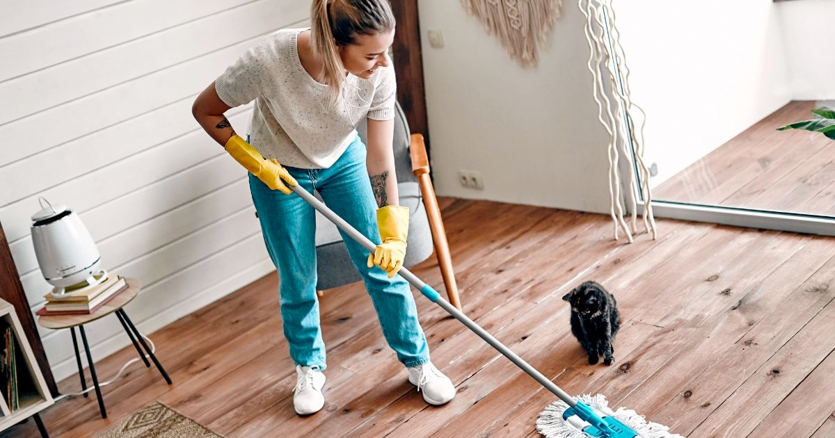 como limpar piso laminado