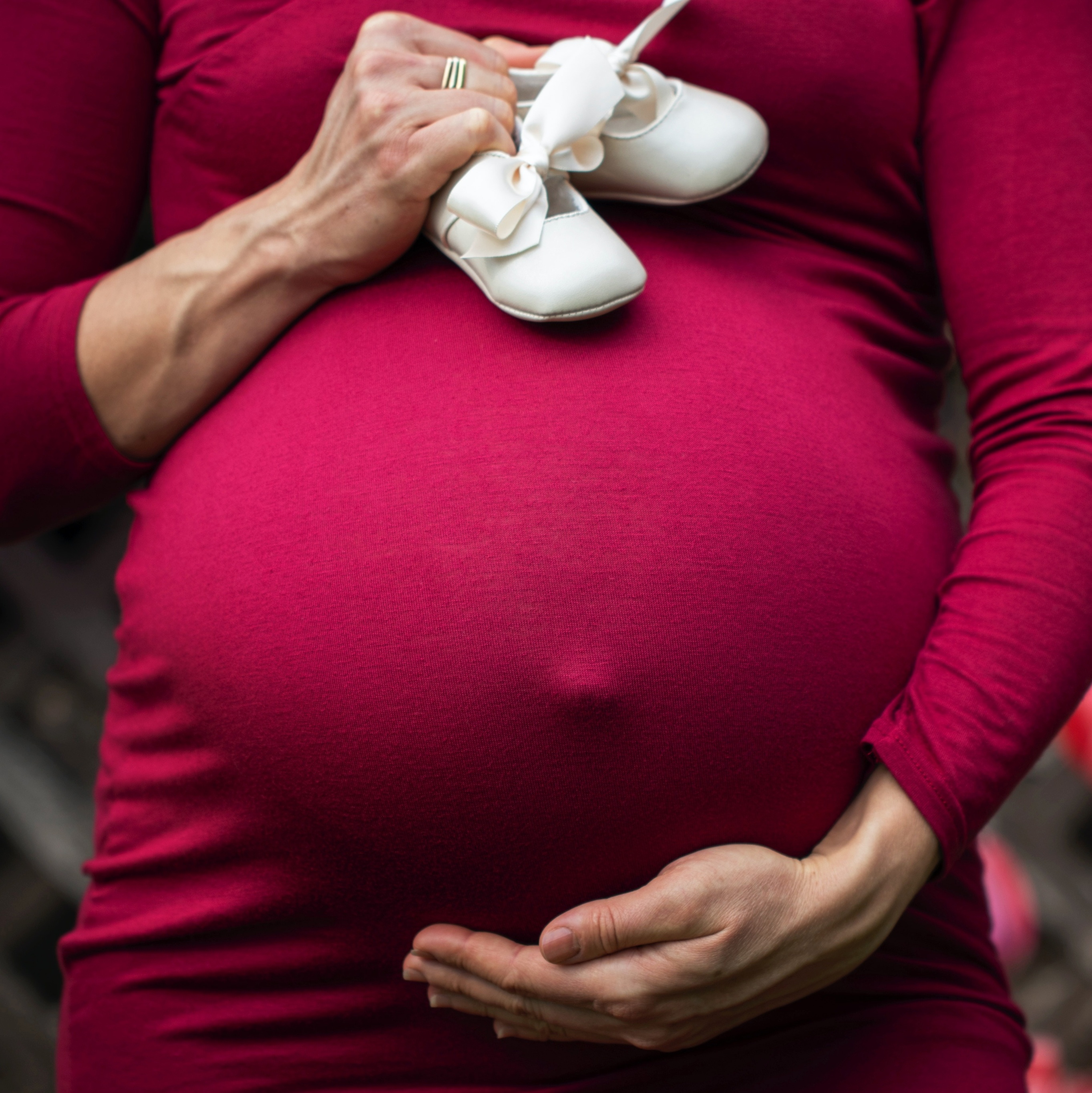 5 ideias de títulos:
1. Água Inglesa: Benefícios Comprovados e Mitos Populares
2. Guia Completo: Como Usar Água Inglesa para Apetite e Digestão
3. Água Inglesa e Saúde Feminina: O Que Você Precisa Saber
4. Riscos e Contraindicações da Água Inglesa: Gravidez e Gastrite
5. Água Inglesa: Alívio Digestivo ou Perigo Oculto?