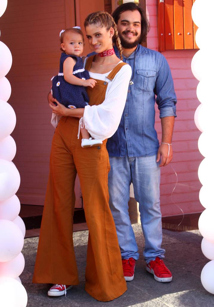 Guia Completo de Looks para Mães em Aniversários Infantis