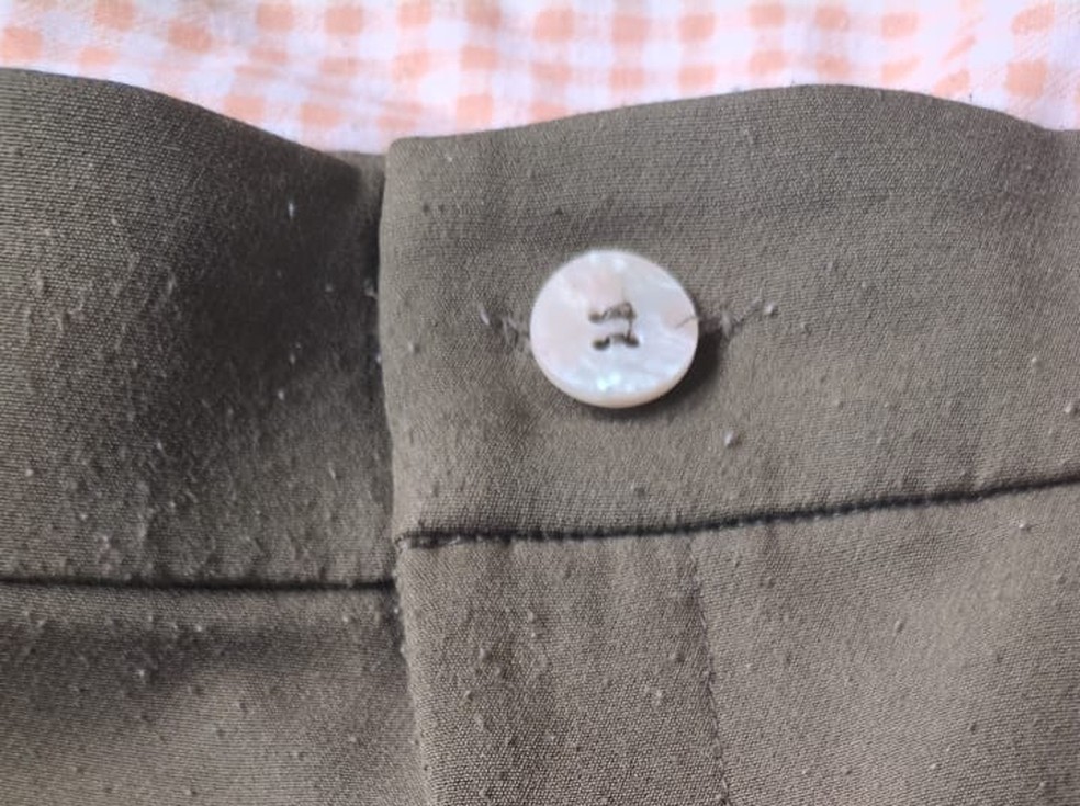 erros comuns ao tentar tirar bolinhas da roupa