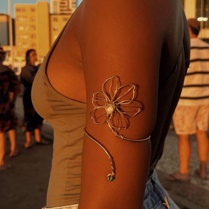 O Guia Definitivo para Combinar Braceletes com Relógios