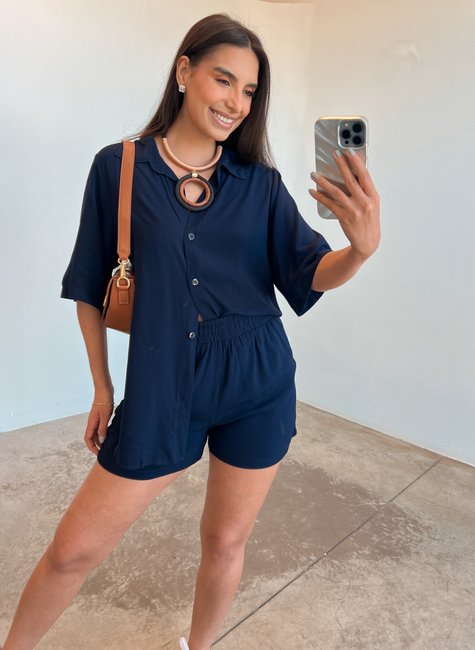 Investimento em moda: análise de preços de conjuntos femininos