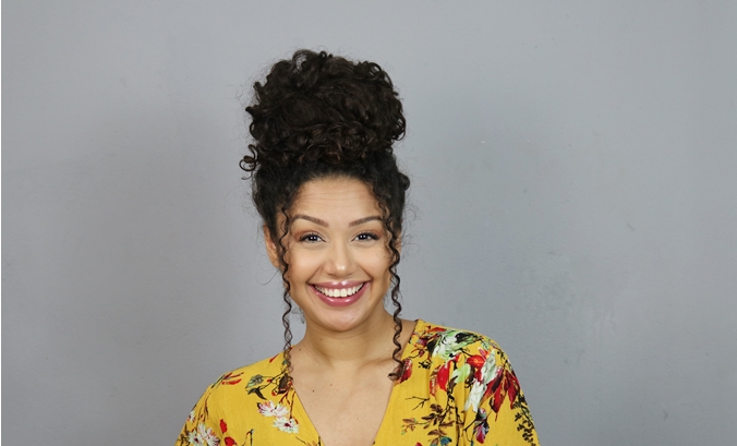 Coques Cacheados para Cabelos Curtos: Ideias e Dicas