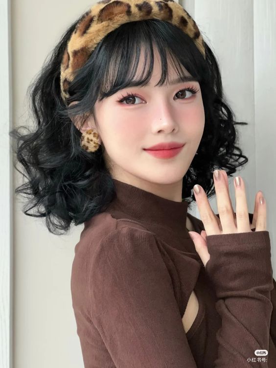 coreanas de cabelo curto