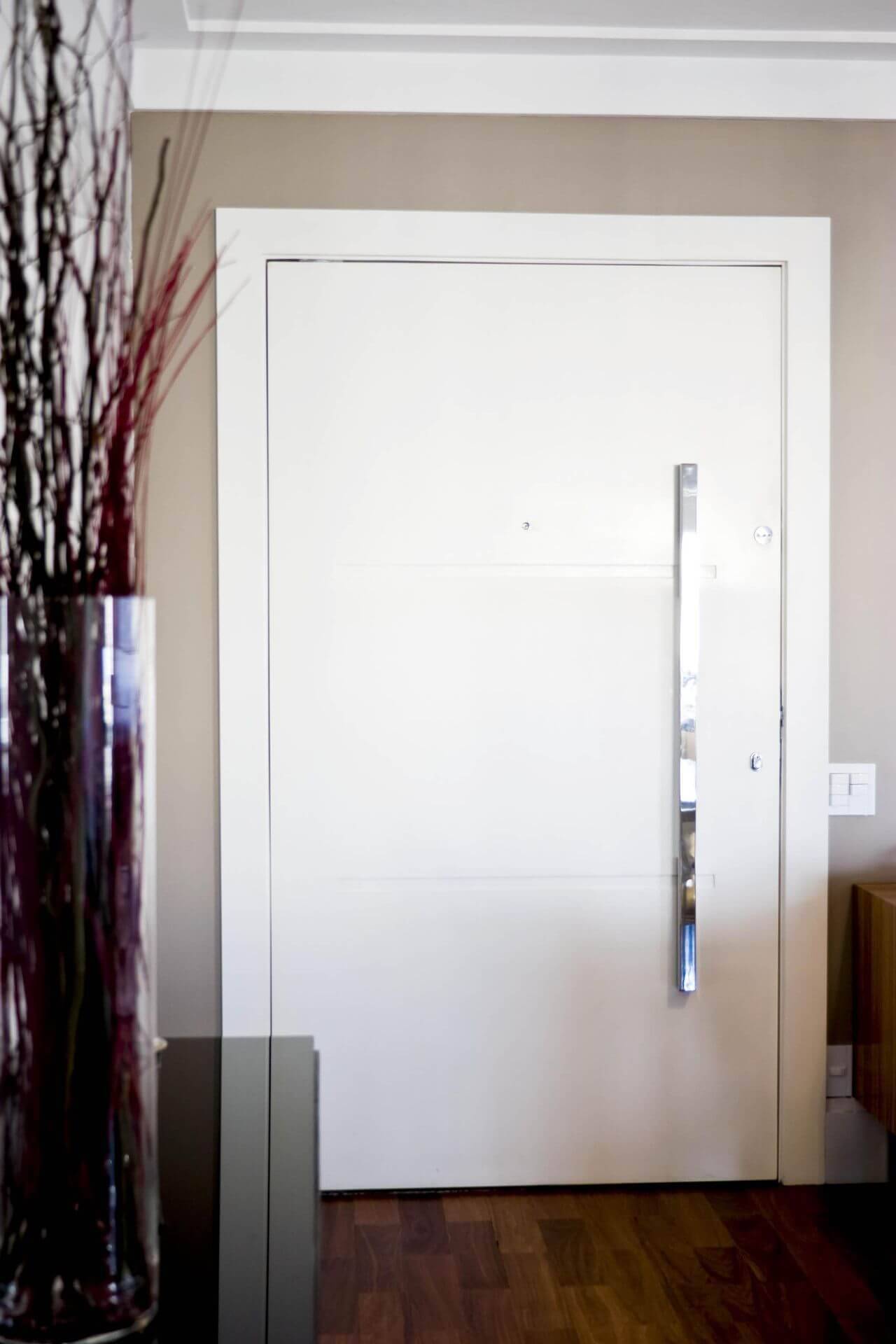 5 ideias de títulos:
1. As Cores de Portas de Madeira que Vão Dominar 2025/2026
2. Tendências em Cores para Portas: Do Natural ao Moderno
3. Como Escolher a Cor Perfeita para Sua Porta de Madeira
4. Verde Oliva e Azul Petróleo: As Cores do Momento para Portas
5. Dicas de Combinação: Porta de Madeira e Rodapé Elegante