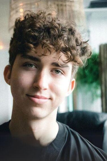 erros comuns ao fazer corte americano cabelo cacheado