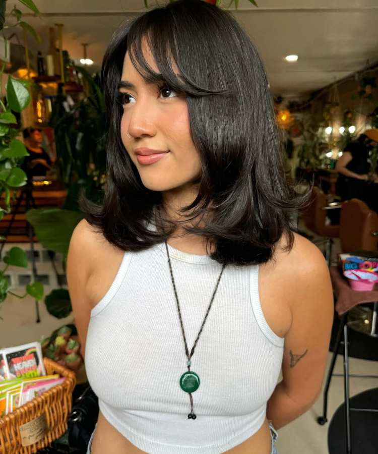 5 Cortes de Cabelo Médio que são Tendência em 2026