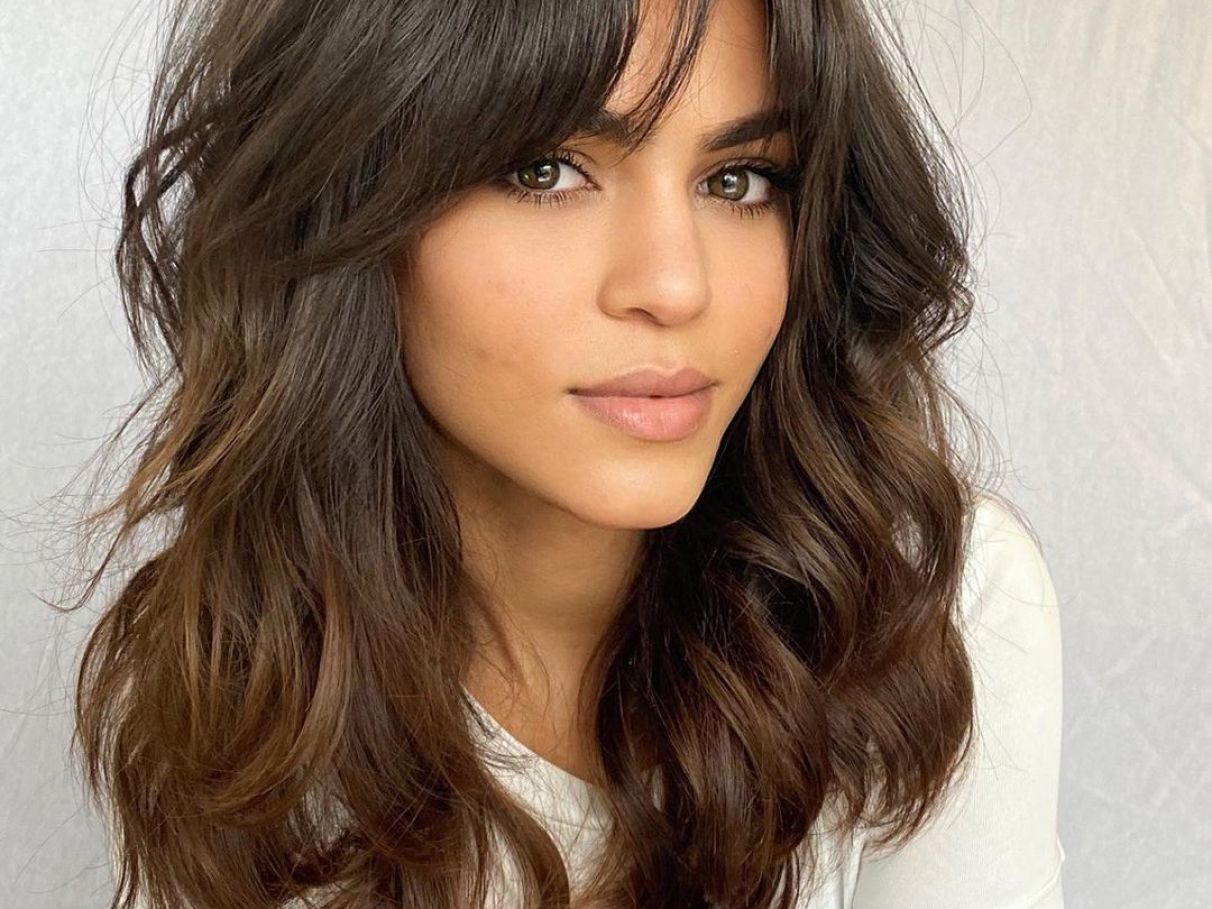 Dicas Essenciais para Escolher o Corte de Cabelo Médio Perfeito