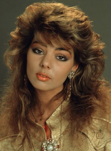 Guia Completo dos Penteados Masculinos Icônicos dos Anos 80