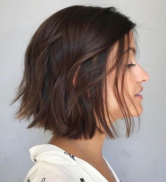 Cortes de Cabelo que Rejuvenescem: O Chanel Repicado é um Deles?