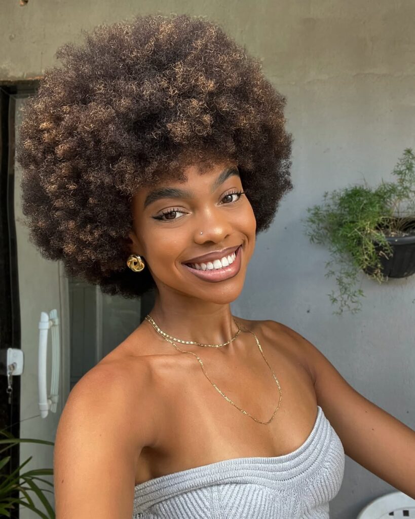 Nudred e High Top Fade: Os Cortes Masculinos Crespos que São Tendência