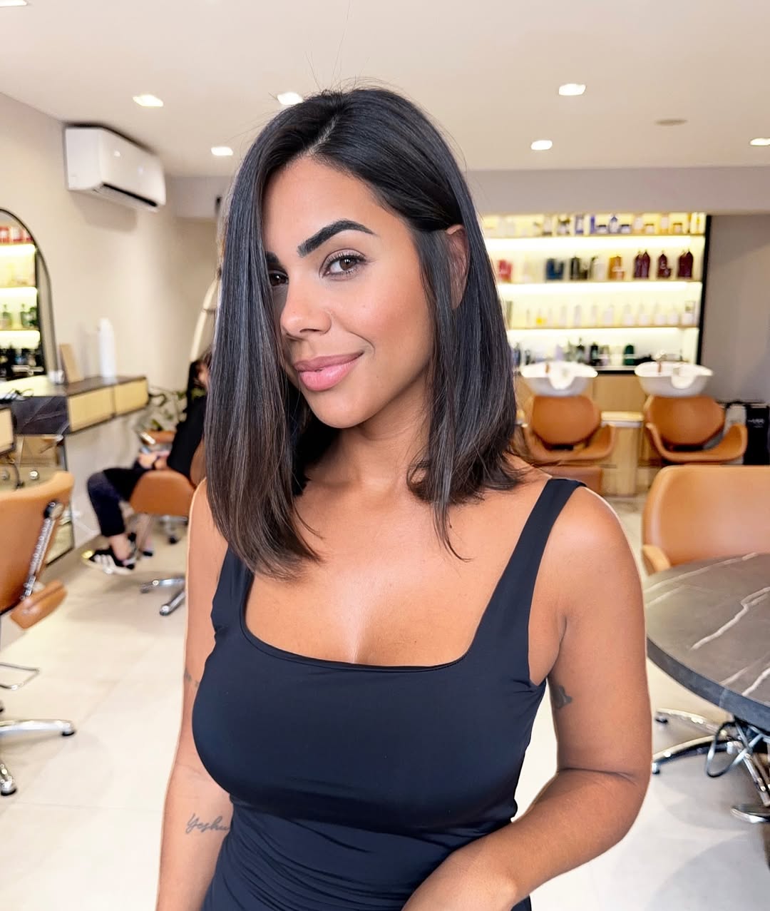 Chanel Repicado vs. Blunt Cut: Qual o Melhor para Você?