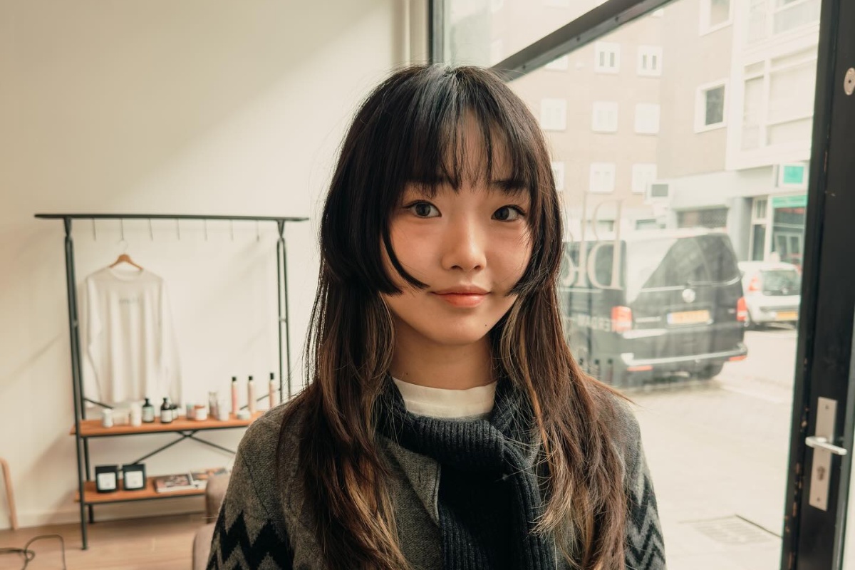 Técnicas de Corte Japonês: Controle de Volume e Texturização para Cabelos Orientais