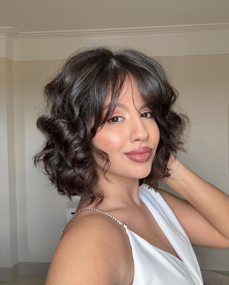 corte de cabelo medio repicado