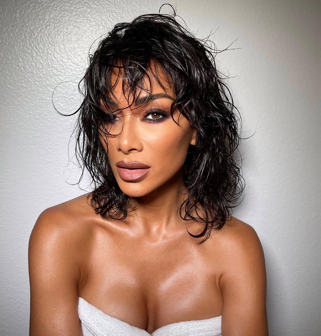 corte de cabelo ondulado curto