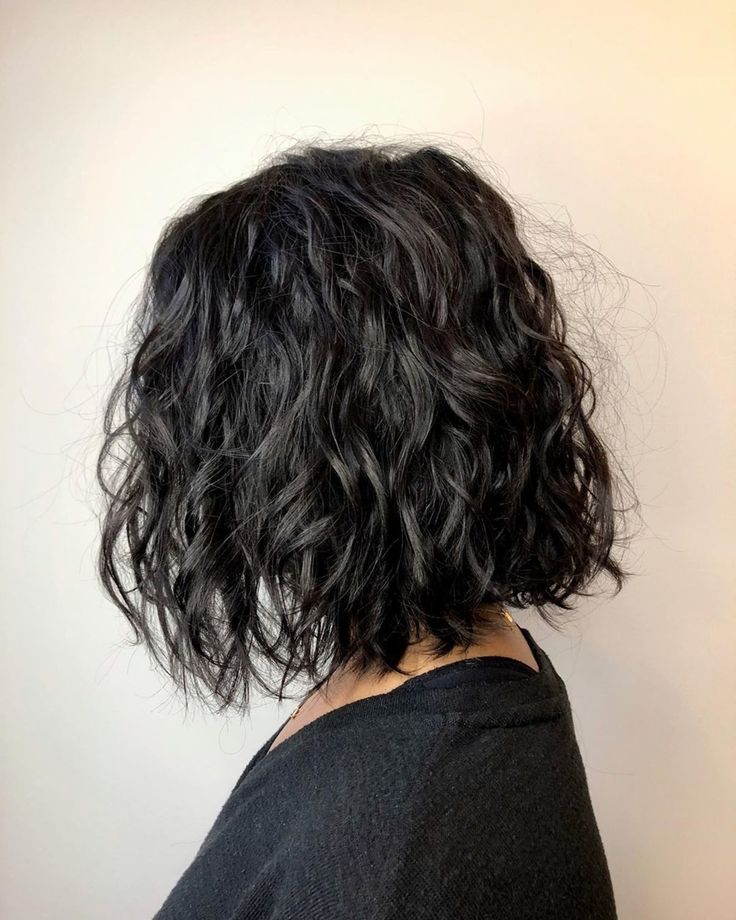 Como Finalizar Cabelo Ondulado para Definir as Ondas