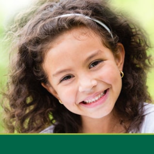 corte infantil cacheado feminino chanel