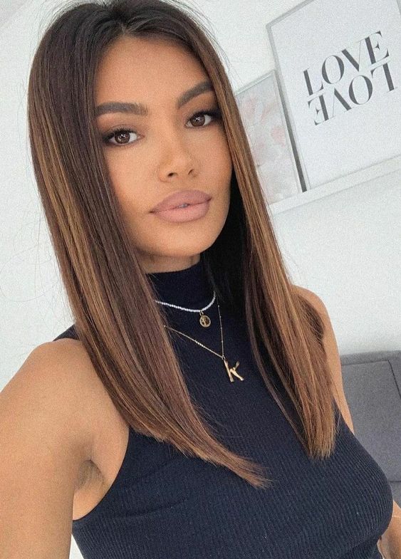 corte de cabelo que rejuvenesce médio