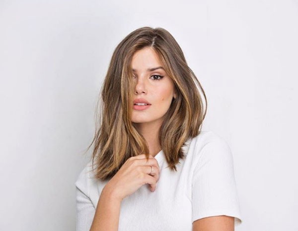 corte de cabelo que rejuvenesce médio