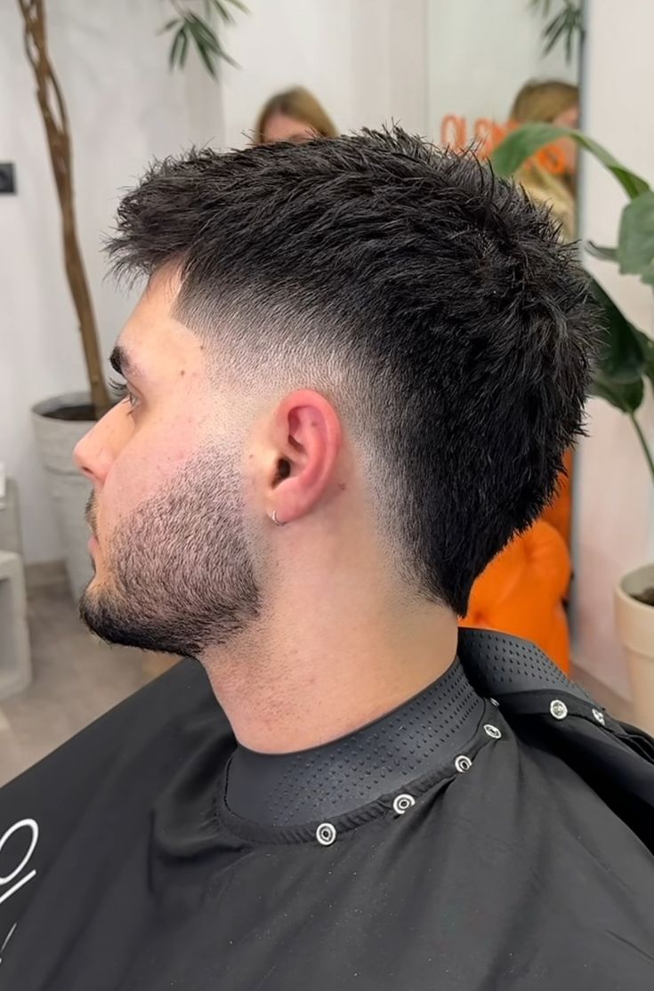 Corte moicano com fade