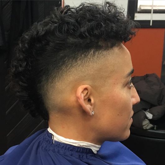 Moicano moderno masculino