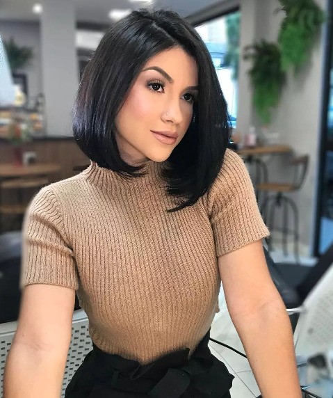 5 ideias de títulos:
1. Cortes de Cabelo Feminino 2026: A Revolução da Naturalidade
2. Descubra o Corte Perfeito para o Seu Rosto em 2026
3. Pixie Cut vs. Long Bob: Qual o Melhor Corte para Você?
4. O Poder Rejuvenescedor dos Cortes de Cabelo em 2026
5. Tendências de Cortes Curtos: O Que Usar em 2026