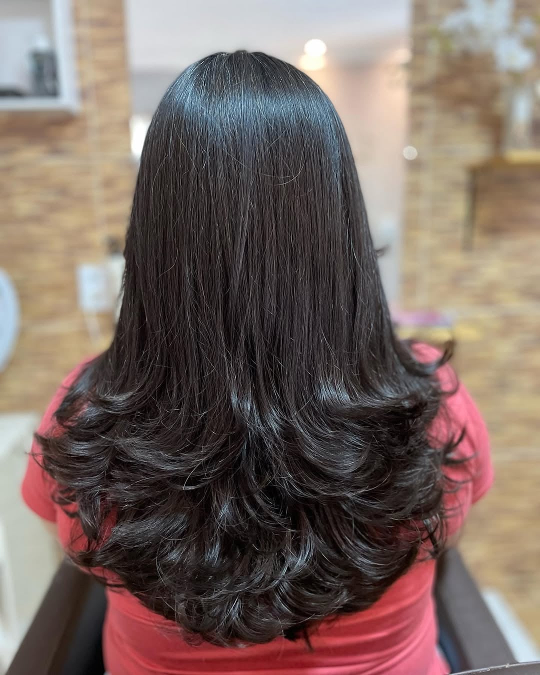 Long Bob Repicado: O Corte Versátil para Cabelos Finos