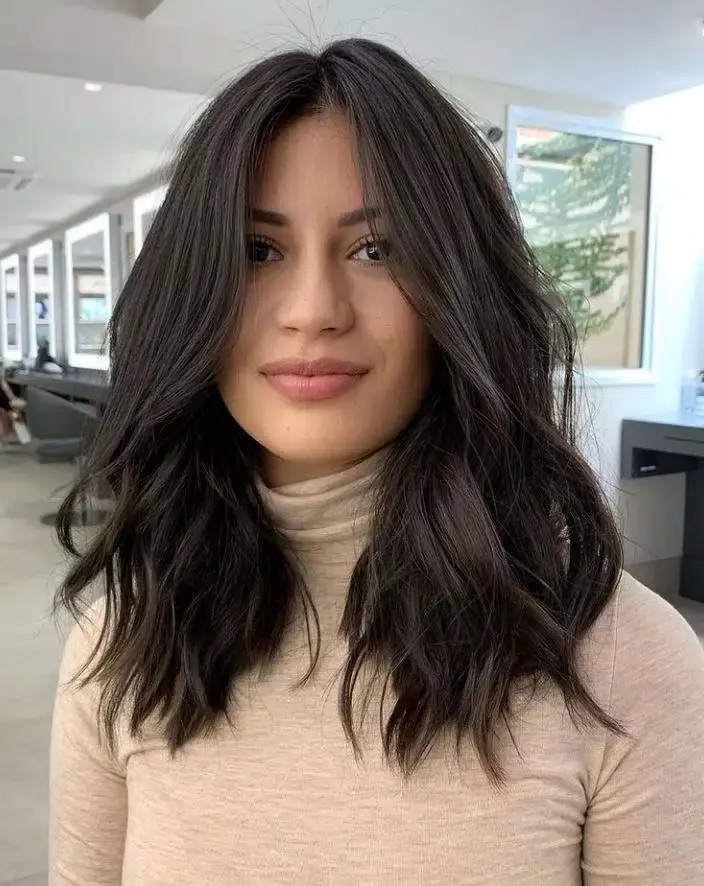 melhores cortes para valorizar rosto redondo