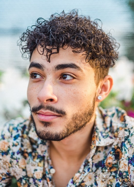manutenção cabelo cacheado masculino