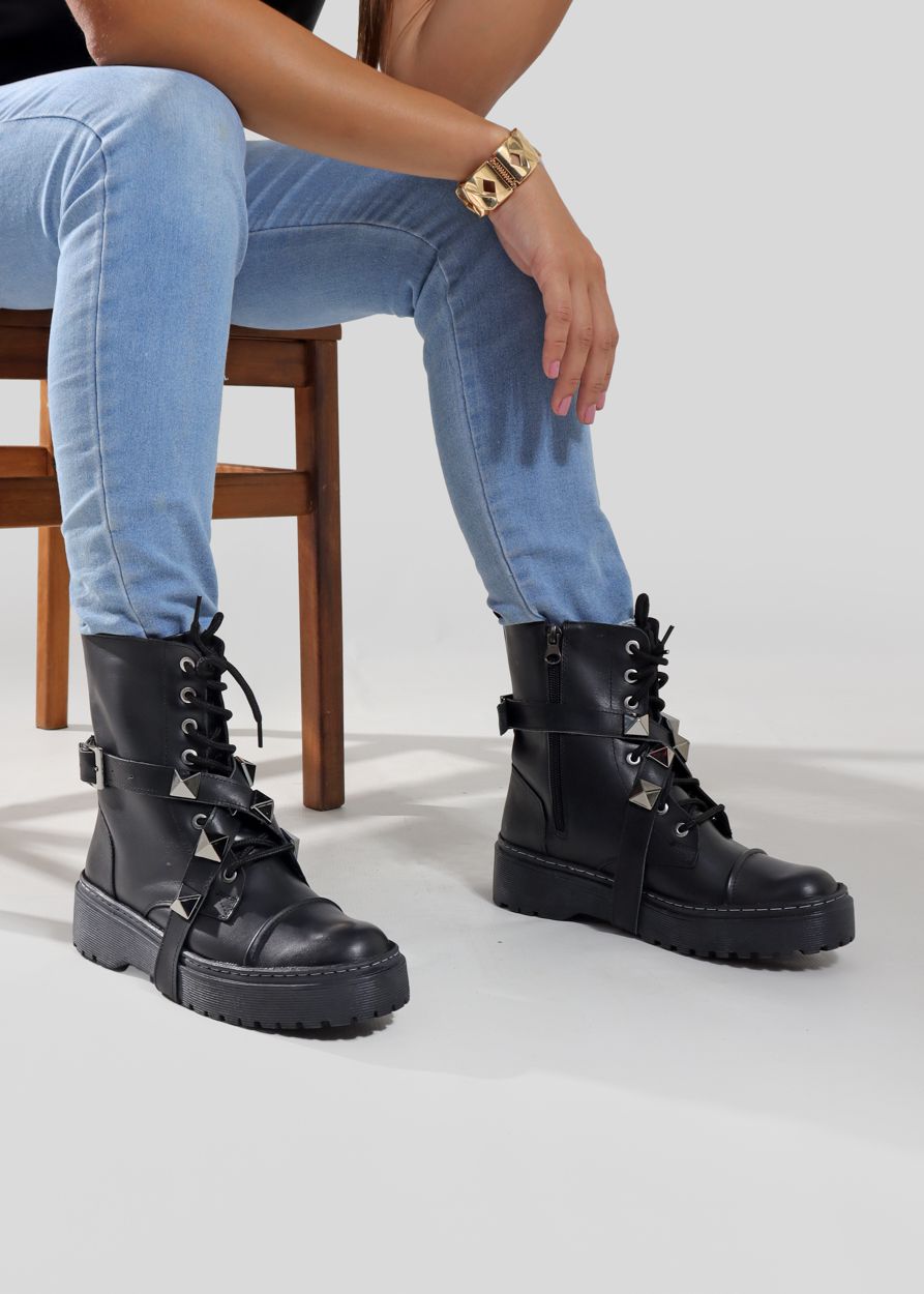 Tendências de coturnos femininos para o Inverno 2025