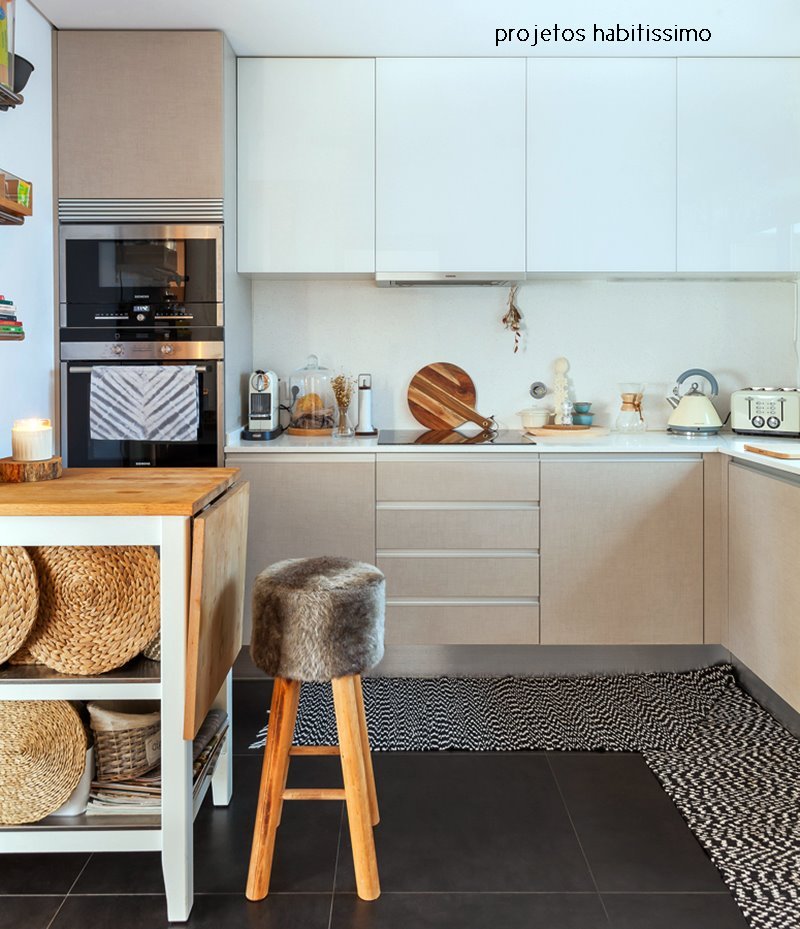 erros comuns ao decorar cozinha branca e madeira