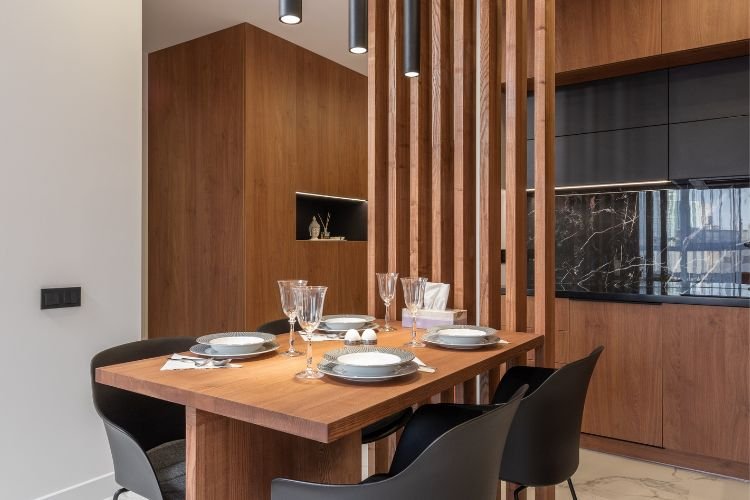 erros comuns painel ripado cozinha evitar