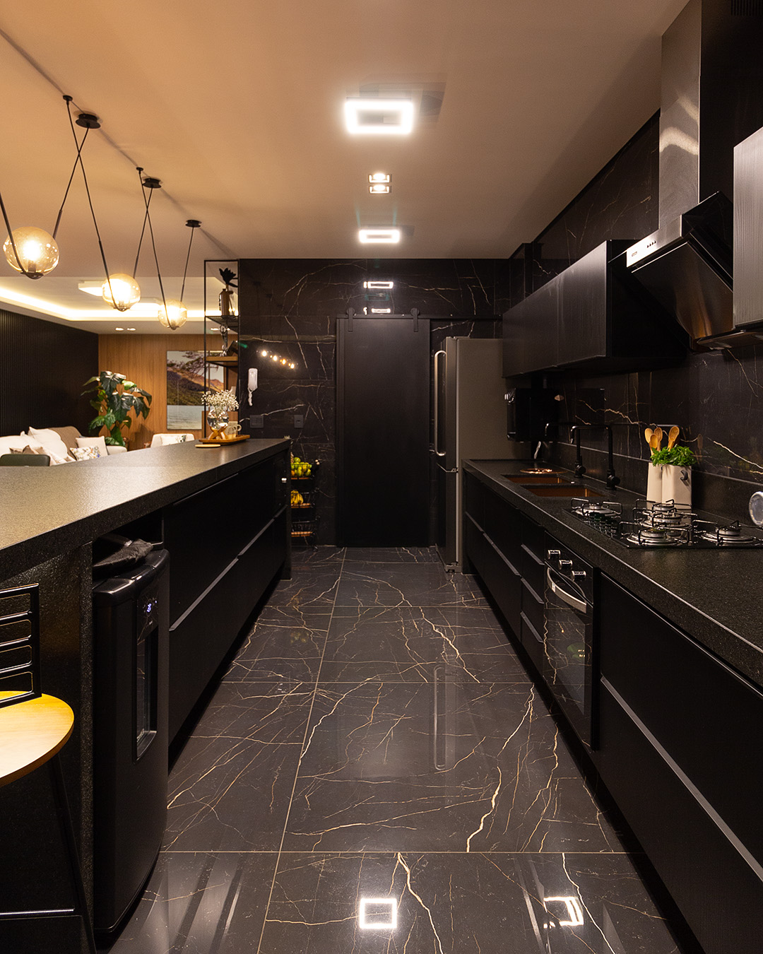 Cozinha Preto e Branco: Do Retrô ao Minimalista, Encontre Seu Estilo