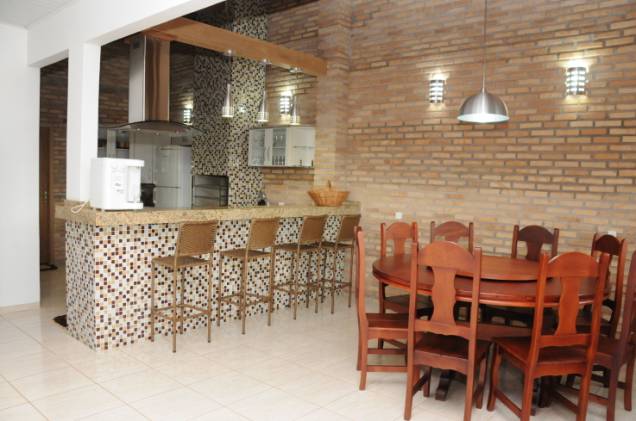 como pintar tijolinho aparente na cozinha