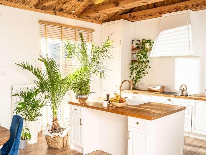 Iluminação na Cozinha Boho: Criando um Ambiente Aconchegante com Luz Quente