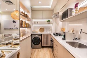 cozinha pequena com lavanderia