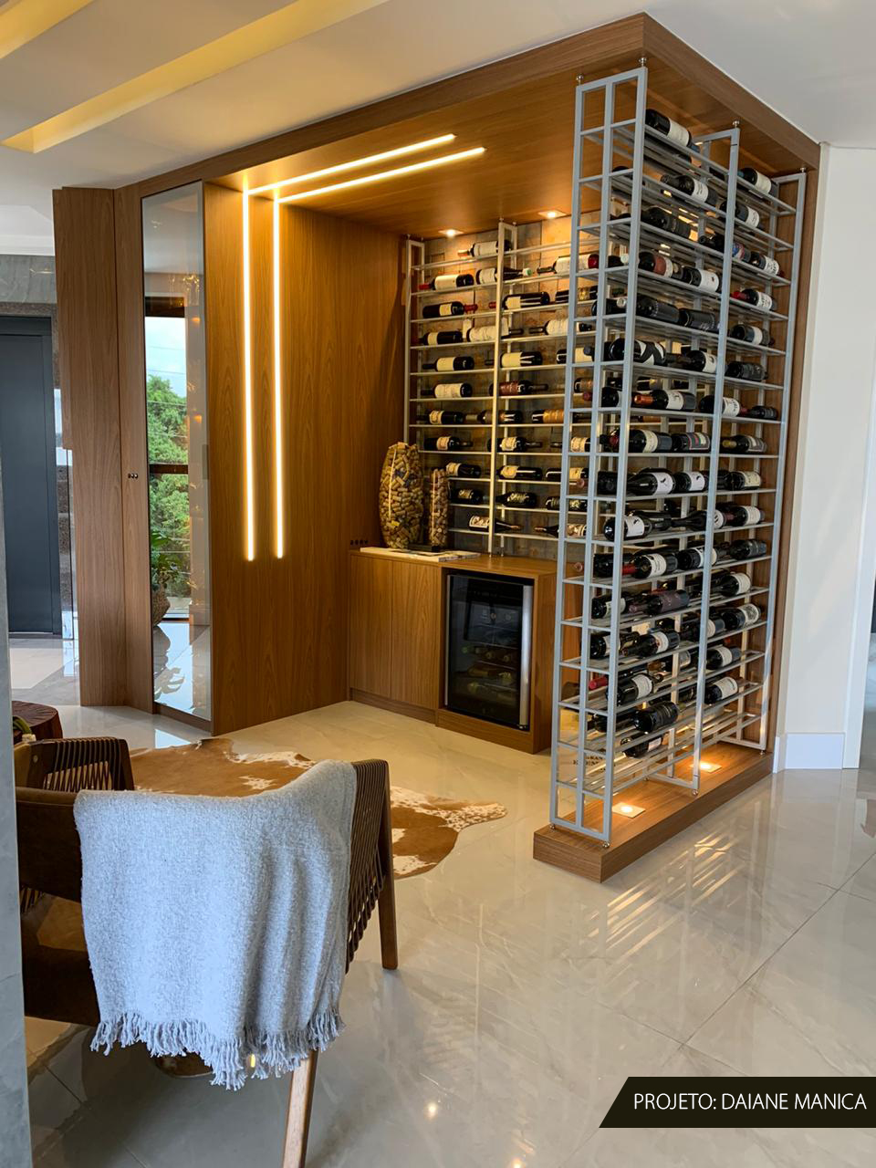 cozinha planejada com adega