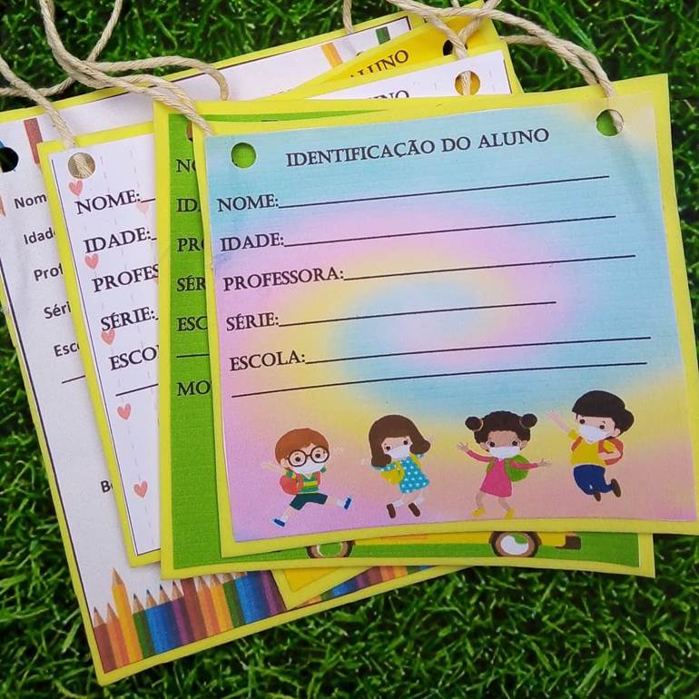 crachá com foto infantil para imprimir
