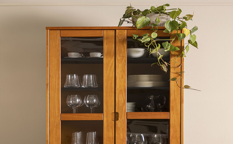 Guia Completo: Escolhendo o Vidro Ideal para sua Cristaleira Moderna